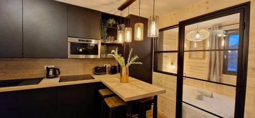 Macot-la-Plagne Apartment | La Cabane - Plagne Village, F2 Ski aux pieds