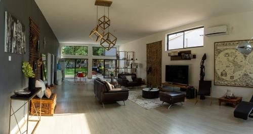 Livingstone Apartment | La Caduta Luxury Villa
