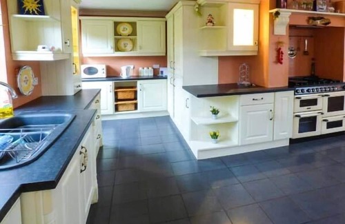 Aberdare Cottage | LA CALA, family friendly, luxury holiday cottage in Penderyn