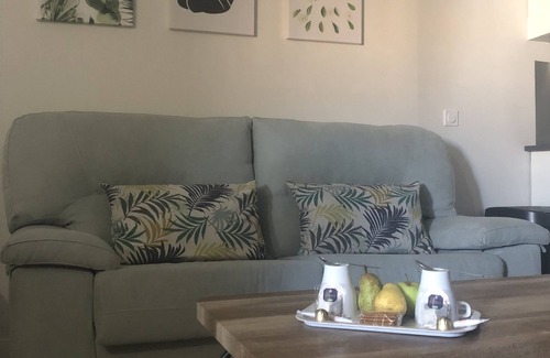 Ribera del Marco House | LA CALLEJINA