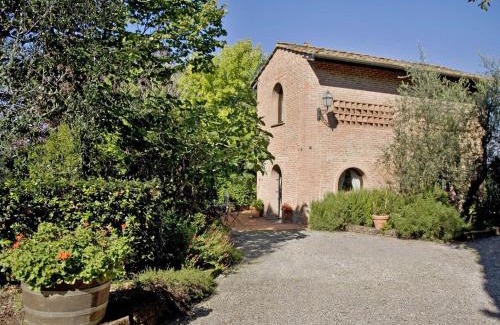 Montopoli in Val d'Arno Villa | La Capinera by Salogi Villas