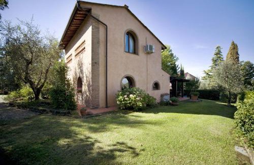Montopoli in Val d'Arno Villa | La Capinera by Salogi Villas