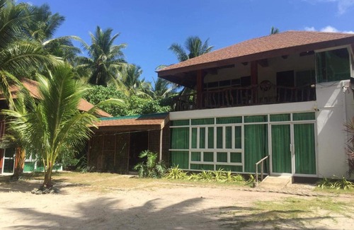 Baler House | La Casa Blanca