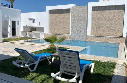 Houmt Souk Apartment | La casa blanca