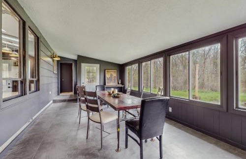 Three Oaks House | La Casa Chikaming