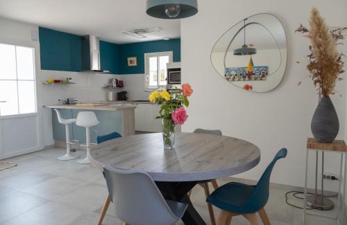 Le Chateau-d'Oleron Villa | LA CASA DE BABOU