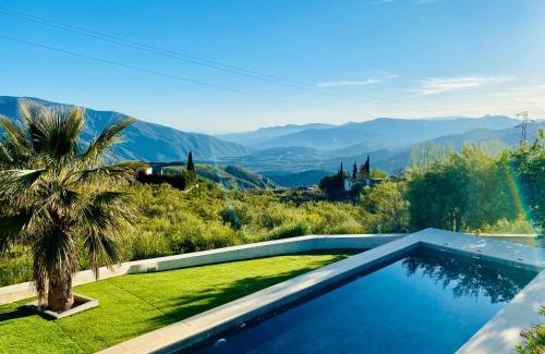 Carataunas Villa | La Casa de Cristal - Alpujarra Escape