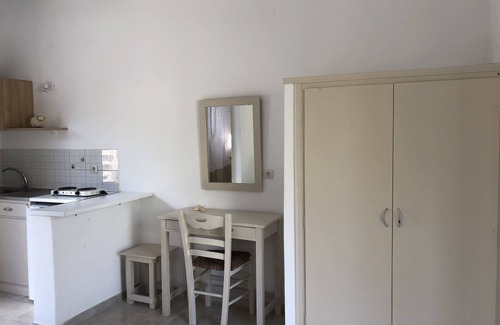 Melikia House | La Casa De Dalia
