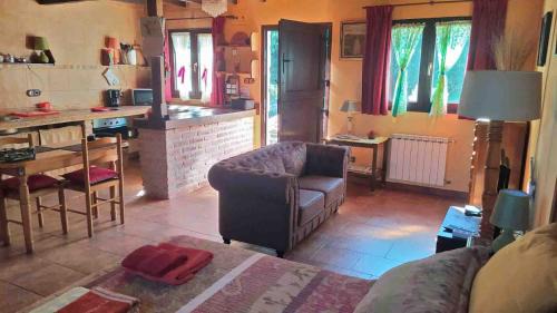 La Cueva House | La Casa de la Vieja