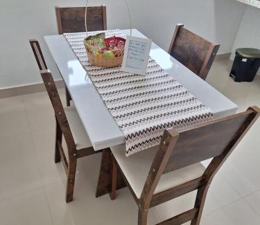 Guaibim House | La casa de Luna