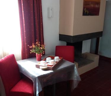 Reyes Hotel | La Casa de Reyes Posada