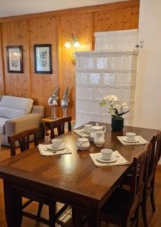 Dimaro Apartment | La Casa dei Nonni, Villa Montana