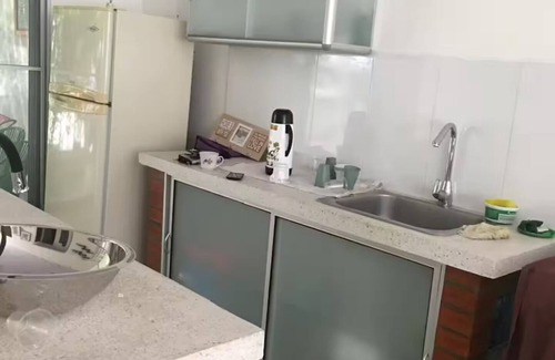Armero Apartment | La casa del árbol