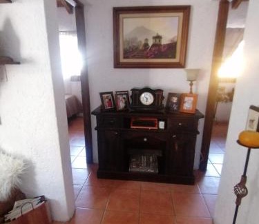 Jocotenango House | La casa del abuelo