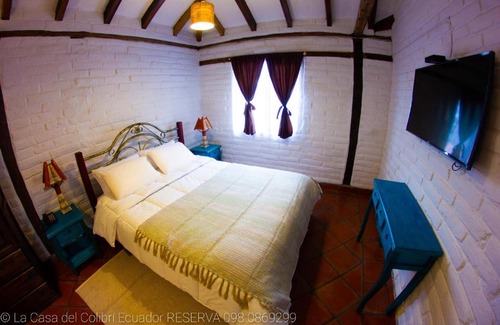 Las Tolas Hotel | La Casa del colibri ecuador