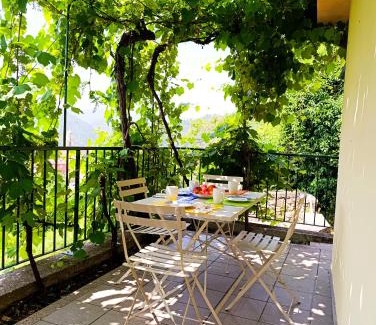 Carrodano Inferiore Apartment | La Casa del Sole