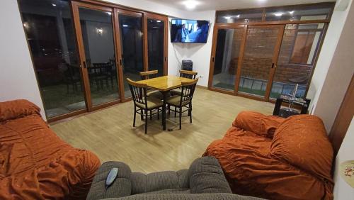Huaripampa Cabin | La Casa del Valle - Huaripampa