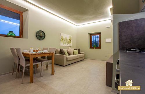 Madonna dell'Olmo Apartment | La Casa dell'Olmo - Suite Apartment Cuneo