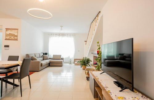 Mozzagrogna Apartment | La Casa delle Orchidee