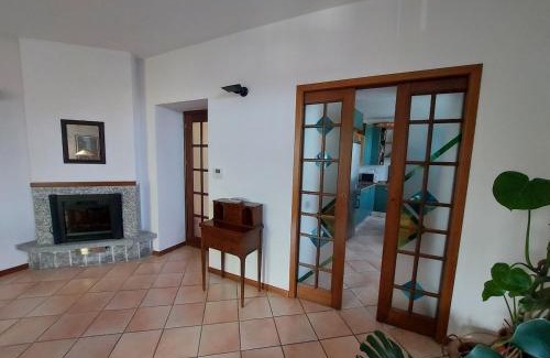 Comabbio House | La Casa di Anna