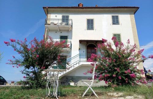 Montaldeo Bed & Breakfast | La Casa di Bacco B&B
