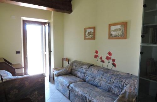 Fratta Apartment | La casa di Marco e Lorella