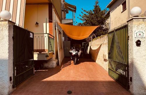 Syracuse Apartment | La Casa di PUPA