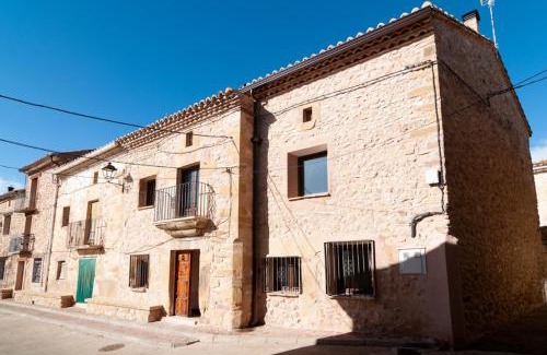 Campillo de Duenas House | La Casa El Cura
