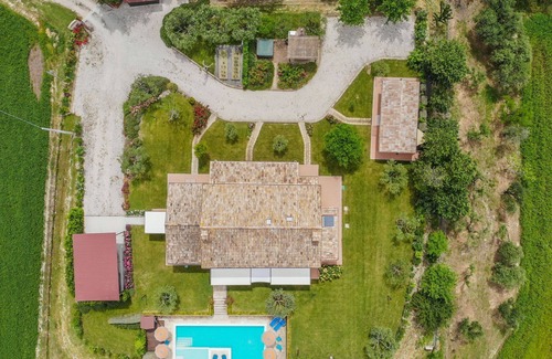 Orciano di Pesaro Apartment | La Casa in Campagna, 4 apartments with pool in Orciano, 20 minutes from the sea - apt. Il Magazzino
