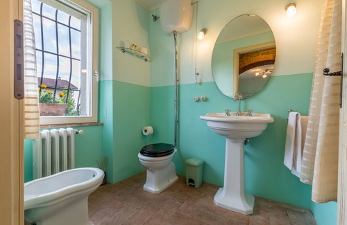 Lamporecchio Bed & Breakfast | La Casa Medioevale B&B