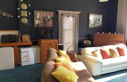 Te Puru House | La Casa Te Puru Lodge