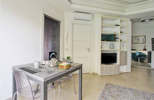 Zona XXVIII Tor de' Cenci Apartment | La Casina di Tre Pini – Garden & Parking