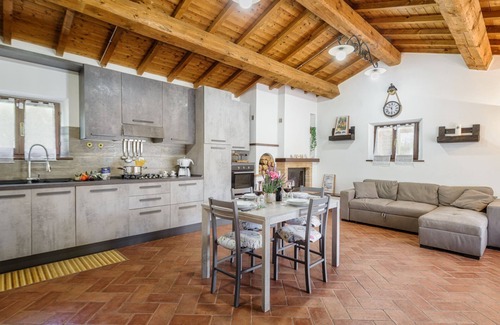 Sinalunga Villa | La Casina, private villa with A/C in Val di Chiana