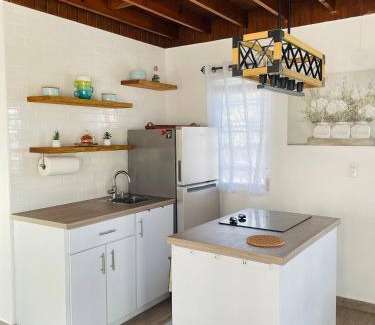 Montones Ski Chalet | La Casita Blanca Chalet Incredible View Romantic