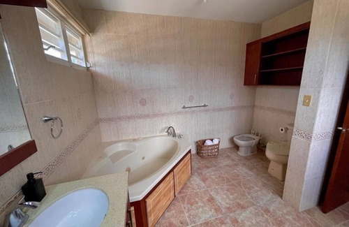 Hato Arriba House | La Casita de JayJay-Family House with Private Pool