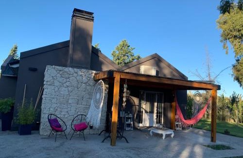 Trelew House | La Casita de Ronnita