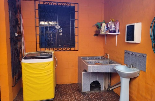 Sonsonate House | La casita de Sonsonate