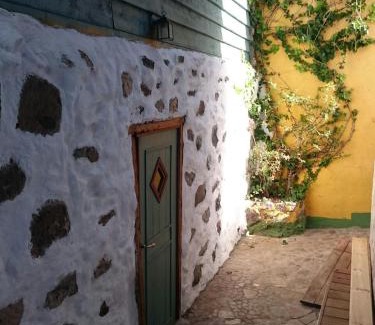 Armenime Ski Chalet | La Casita