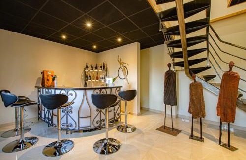 Montgueux Bed & Breakfast | La Chambre D'amis LA COSTIGNIERES