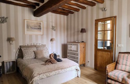 Pierrefonds Bed & Breakfast | La chambre de Perrine