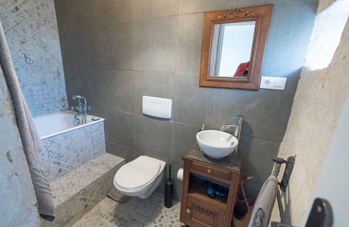 Navacelles Bed & Breakfast | La Chambre de Seraphin @ La Magnanerie de Seraphin