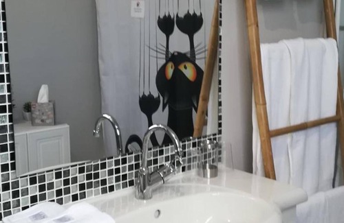 Evran Bed & Breakfast | La Chambre