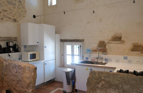 Valreas Cottage | La Chapelle, gîte with heated swimming pool in Provence