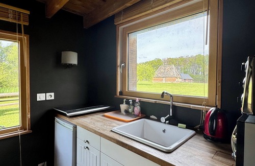 Flancourt-Catelon House | La Chaumière: A Haven of Peace with Authentic Charm