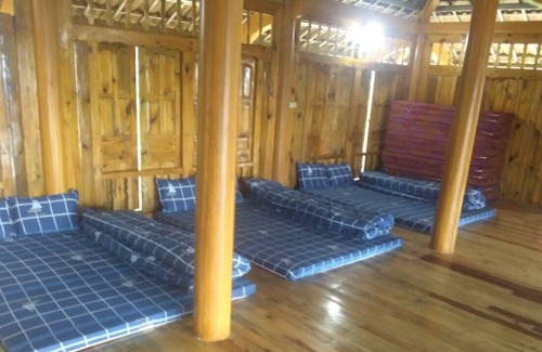 Hoang Su Phi Hostel | La Chi Minority's Old Village Homestay Hostel