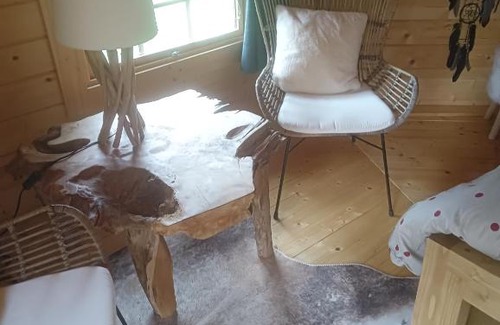 Cannes-et-Clairan Bed & Breakfast | La Chouette Villa , Cabane Kota, chambre spacieuse de 20m2 totalement indépendante