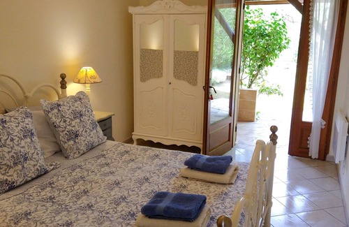 Sarlat-la-Caneda Bed & Breakfast | La Colline Chambres d'hôtes