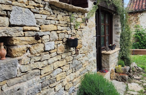 Villefranche-de-Rouergue House | La Combe aux Oiseaux