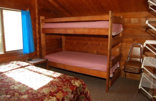 La Conner Resort | La Conner Camping Resort Deluxe Cabin 5