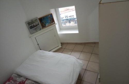 Aixe-sur-Vienne Hotel | La Coquille d'or